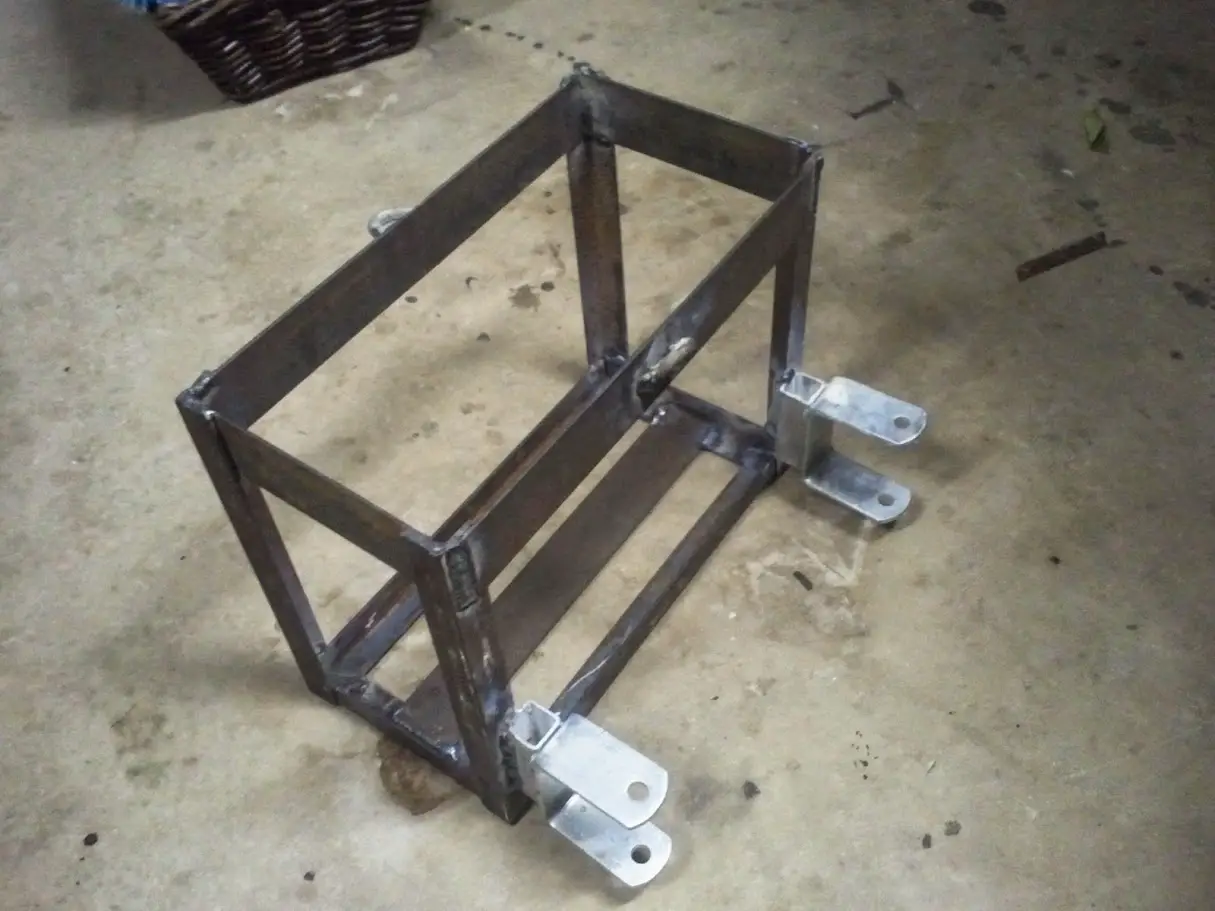 How to build a Jerry Can Holder for your boat trailer ...