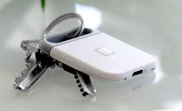 Never lose your keys again Aiko Bluetooth finder