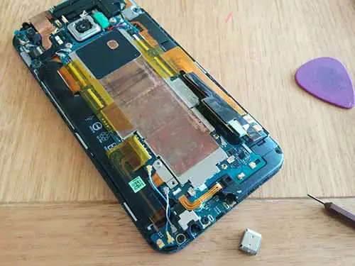 Does vibration damage your phone htc broken