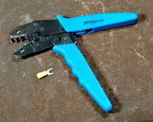 Jensen crimping tool for apprentice electrician