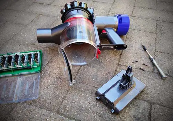 dyson v8 pulsing fix