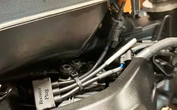 booster plug installed on an XSR700 2018