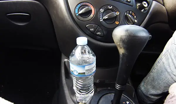 Ford Focus vibration at idle. drink bottle  splashing around
