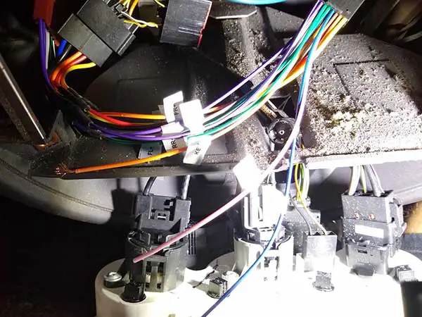 Wiring for the ford focus head unit 2003